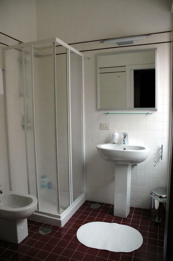 B&B Bed And Business Rzym Zewnętrze zdjęcie